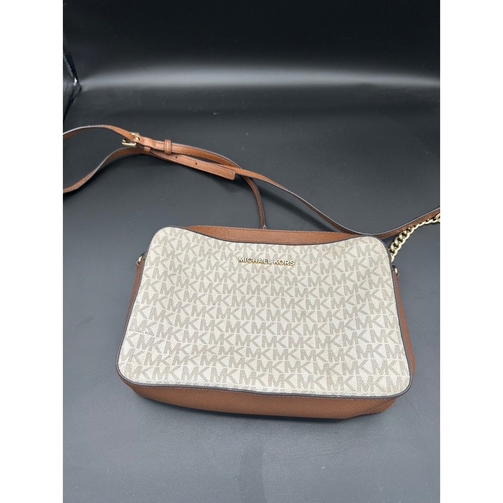 Michael Kors Jet Set Large East West Crossbody Bag Vanilla Acorn MK Logo Print
